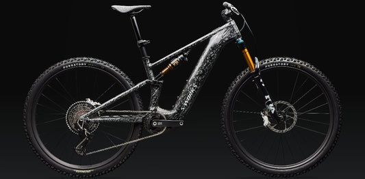 Velo electrique Specialized
S-Works Turbo Levo R
Couple de 111 Nm, puissance de 850 W, batterie de 840W 2026
