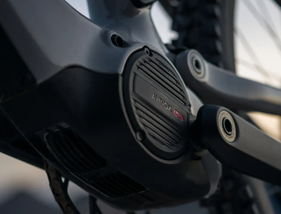 NOUVEAUX MONSTRE Amflow PX Carbon Pro - L 2026