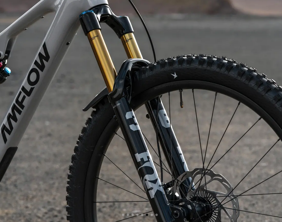 NOUVEAUX MONSTRE Amflow PX Carbon Pro - L 2026