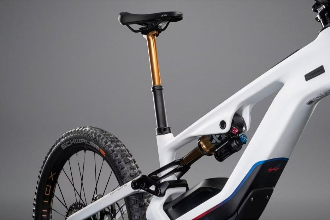 VTT Électrique Tout-Suspendu Lapierre Overvolt LPG SE R 12V 800Wh Bosch 100 Nm MX (29/27.5'') Blanc