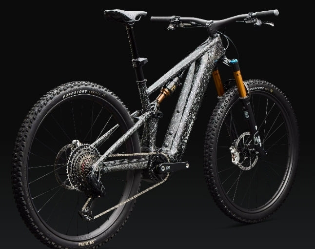 Velo electrique Specialized 
S-Works Turbo Levo R
Couple de 111 Nm, puissance de 850 W, batterie de 840W 2026