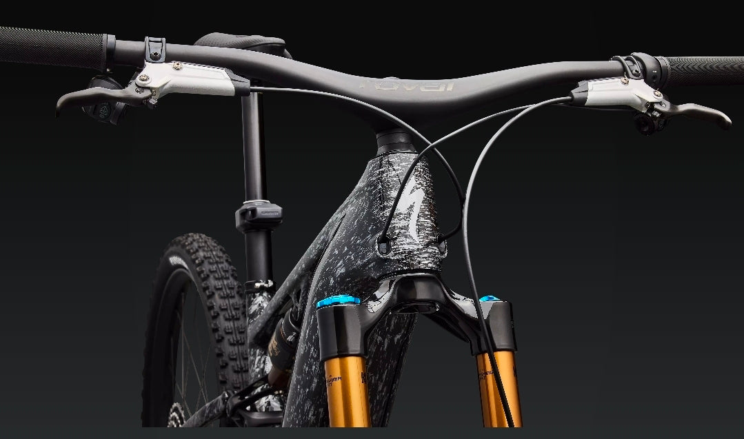 Velo electrique Specialized 
S-Works Turbo Levo R
Couple de 111 Nm, puissance de 850 W, batterie de 840W 2026