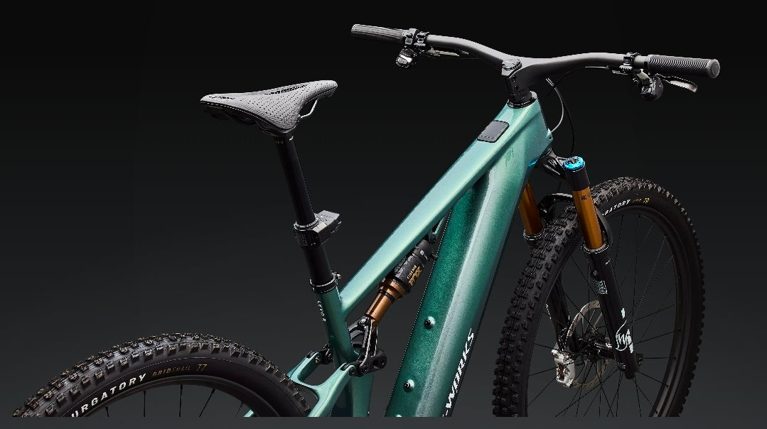 Velo electrique Specialized 
S-Works Turbo Levo R
Couple de 111 Nm, puissance de 850 W, batterie de 840W 2026
