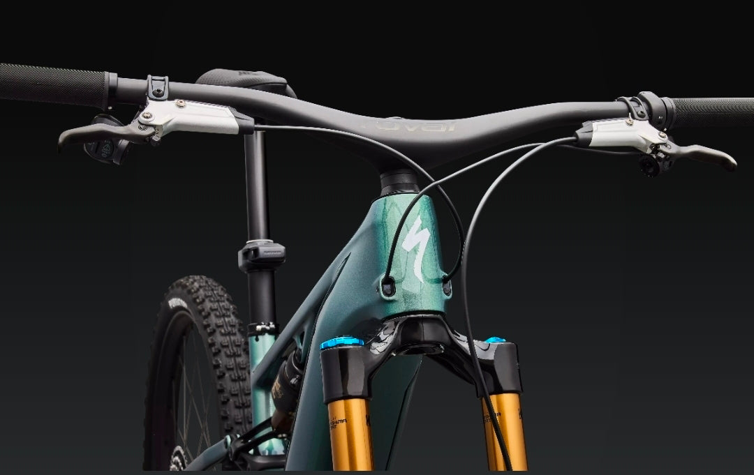 Velo electrique Specialized 
S-Works Turbo Levo R
Couple de 111 Nm, puissance de 850 W, batterie de 840W 2026